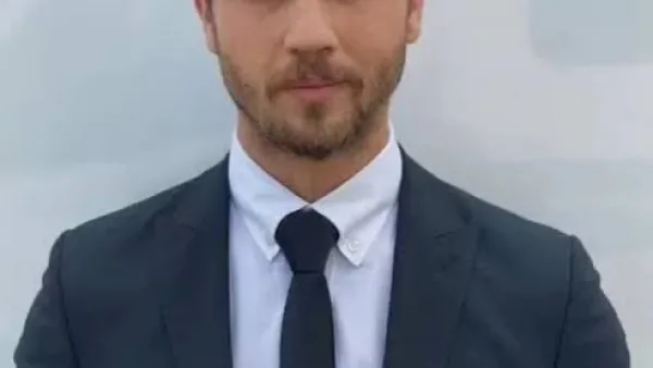 Aras Bulut İynemli Kimdir?